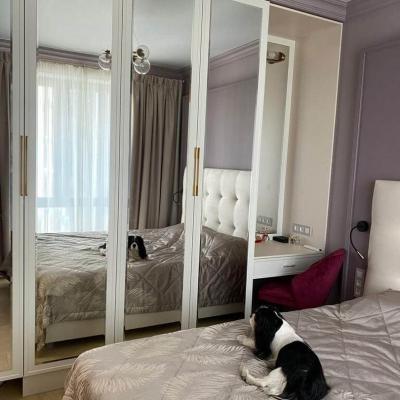 Шкафы и гардеробные на заказ в Москве